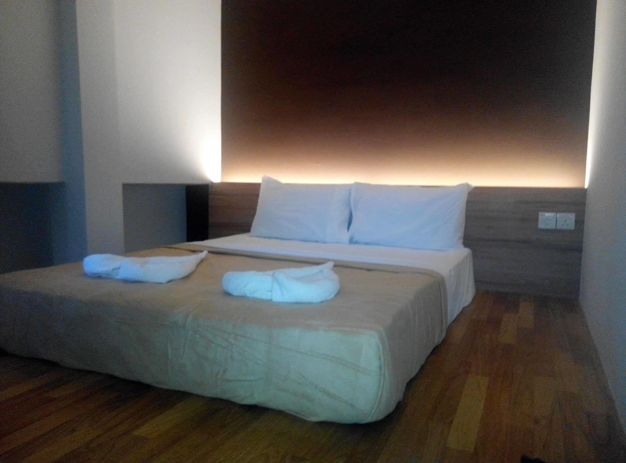 Lavana Hotel Batu Caves Экстерьер фото