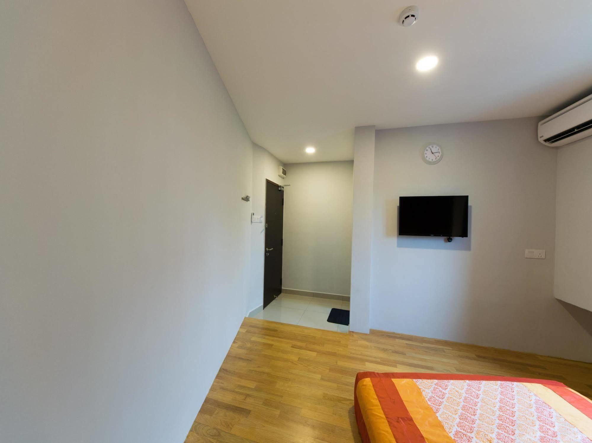 Lavana Hotel Batu Caves Экстерьер фото