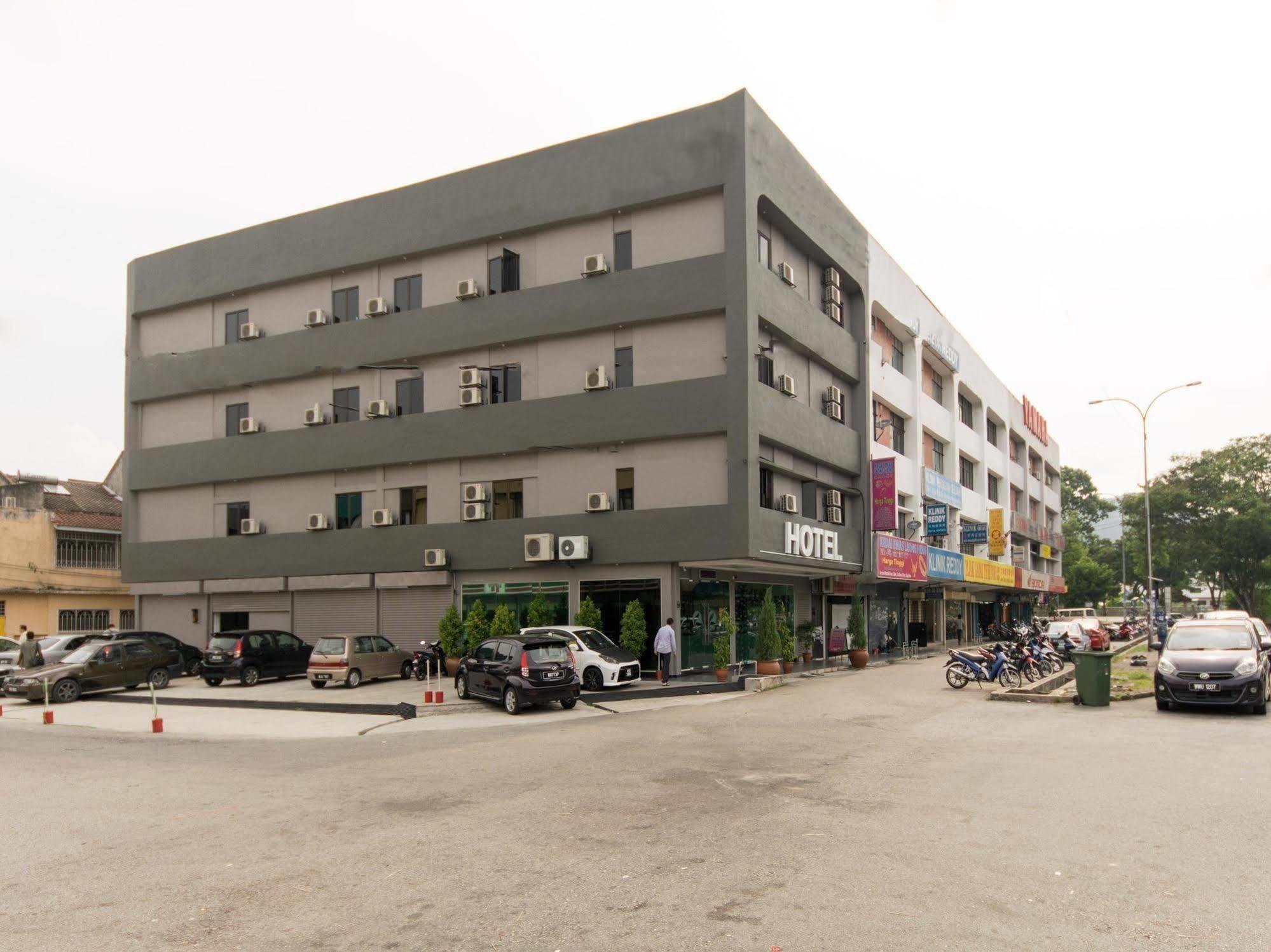 Lavana Hotel Batu Caves Экстерьер фото